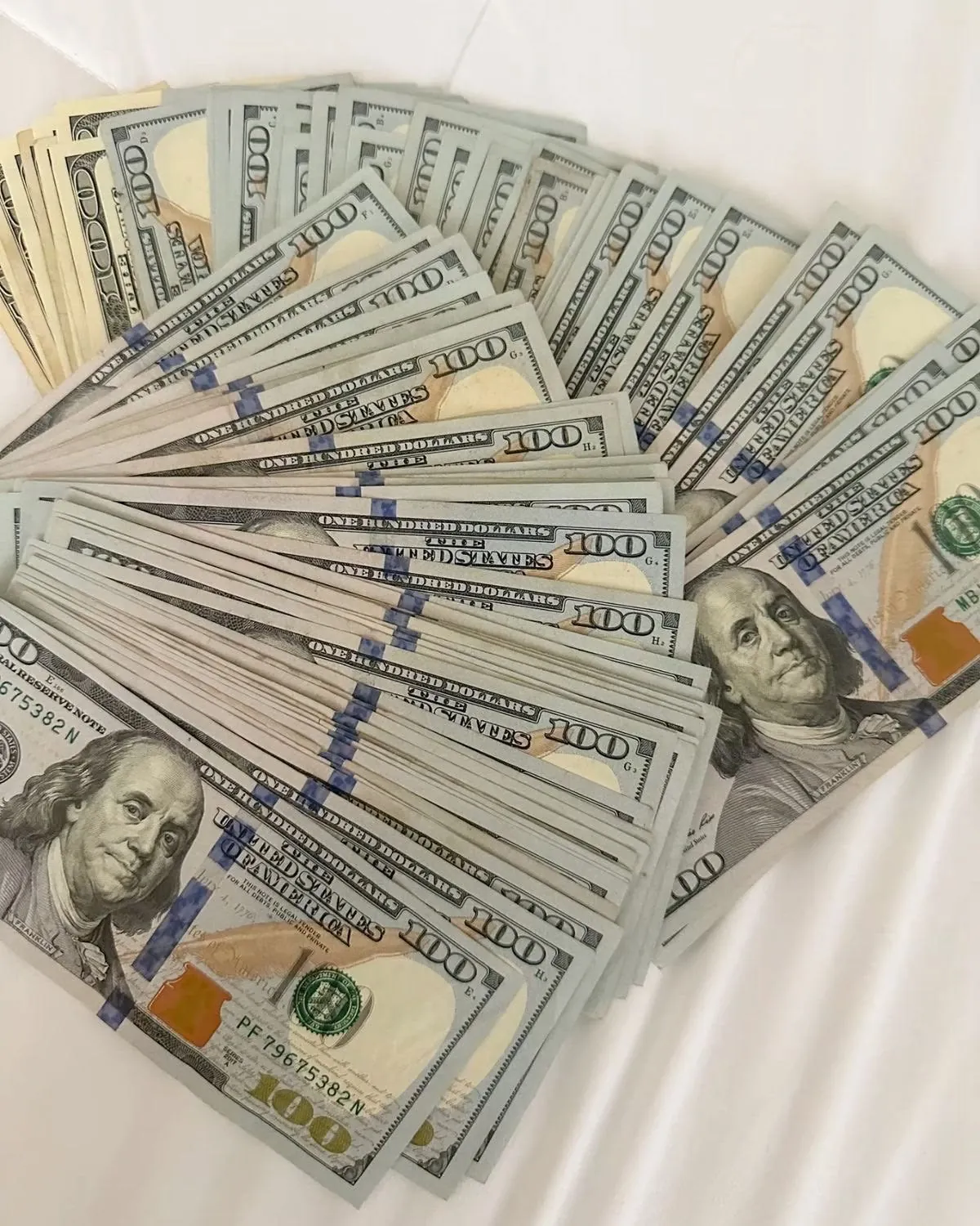 Fajo de billetes de USD 100